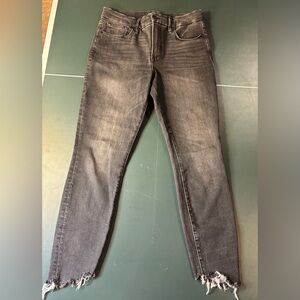 Good American Women’s Size 8/29 Charcoal Color Jeans